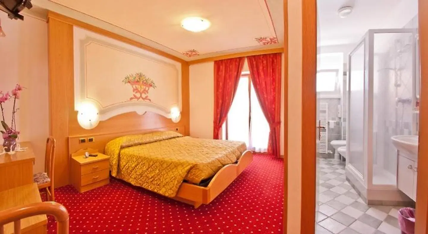 Hotel Cristallo ROOM_EXAMPLE