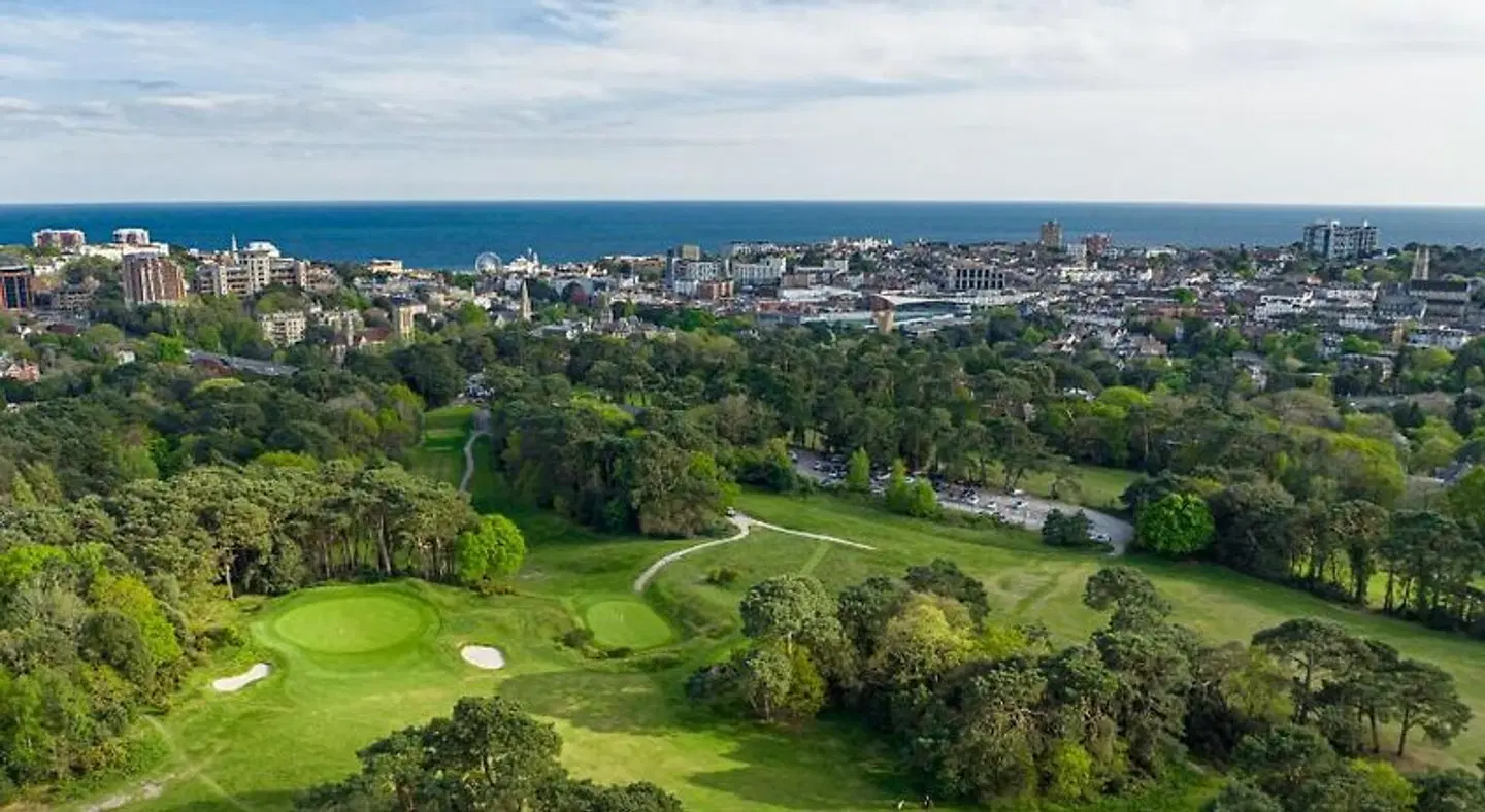 The Lodge At Meyrick Park Guest House LANDSCAPE