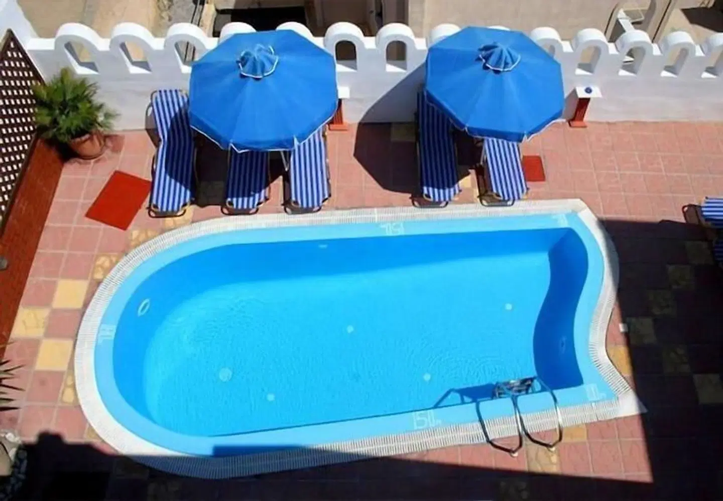 Pension Stella OUTDOOR_POOL