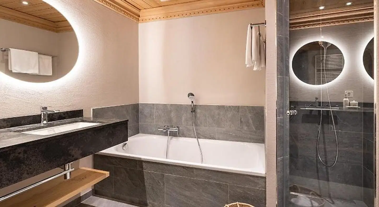 Hotel Steffani BATHROOM
