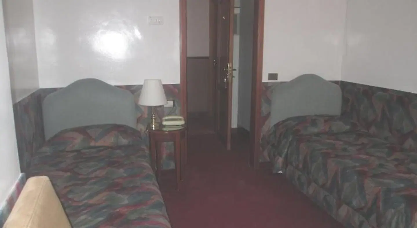 Mini Palace Hotel ROOM_EXAMPLE