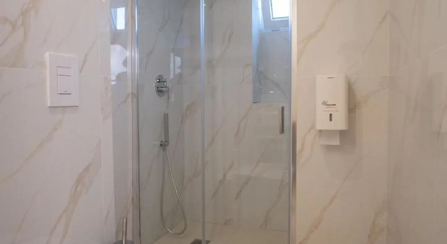 Hotel Paistos BATHROOM