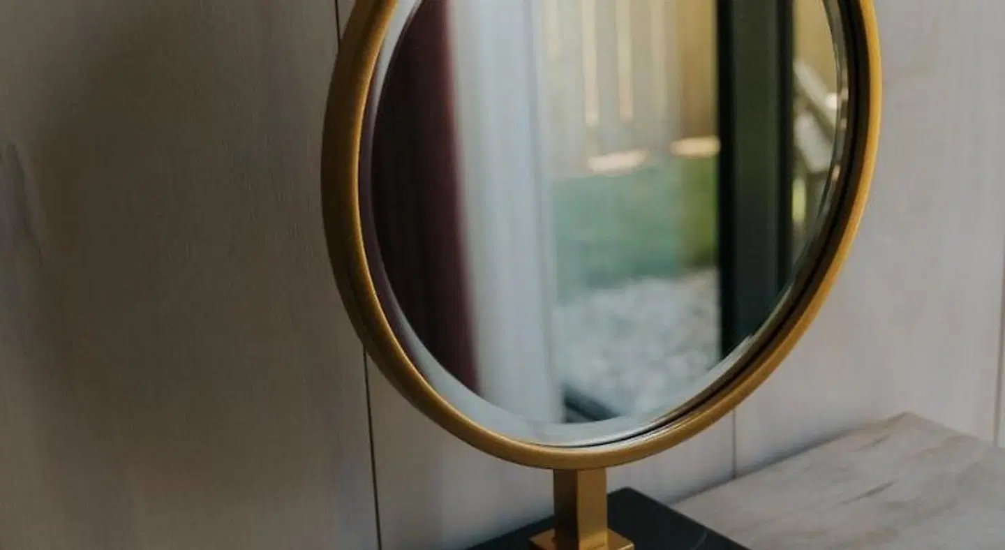 Newton Hall BATHROOM