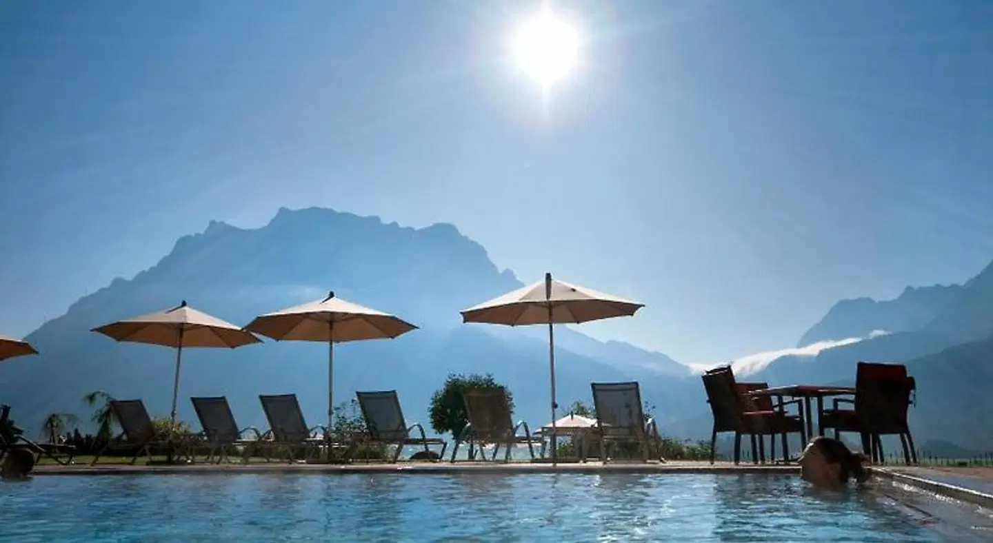 Hotel Post Lermoos OUTDOOR_POOL