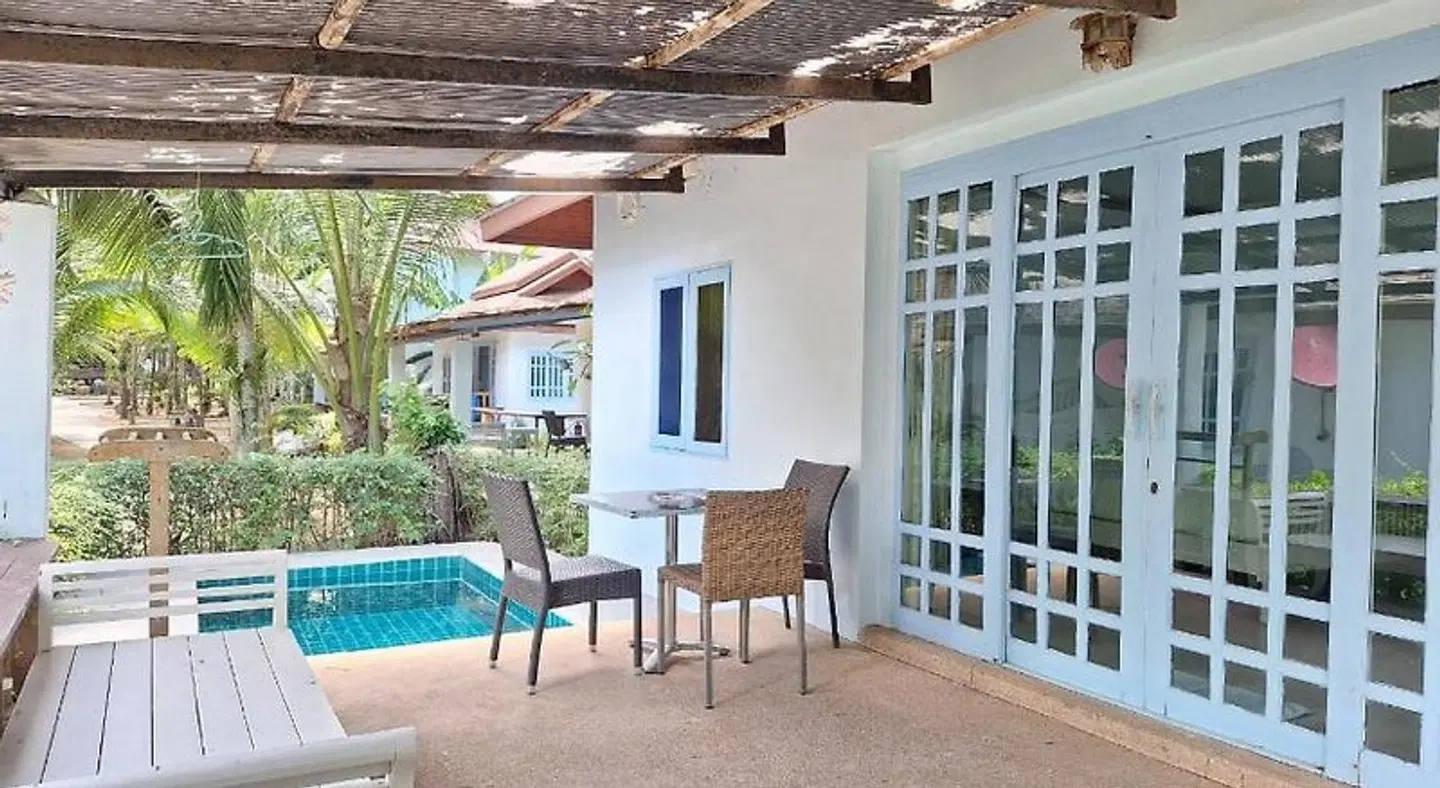 Banana Beach Resort TERRACE