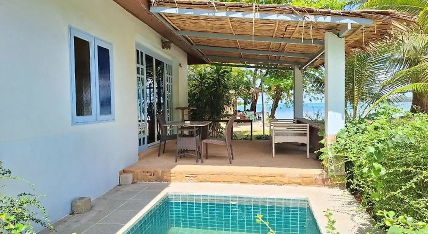 Banana Beach Resort TERRACE