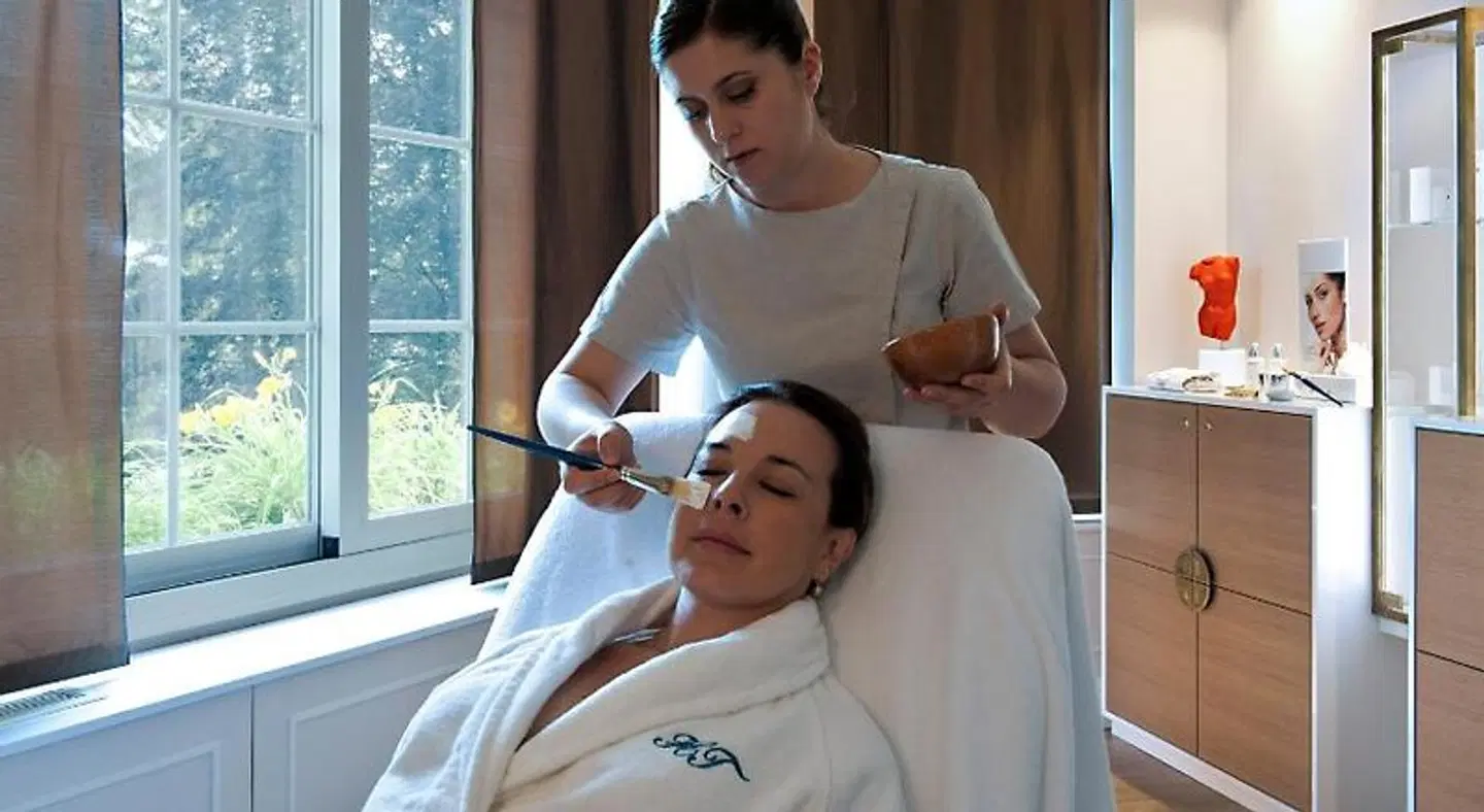 Tritone LUXURY HOTEL THERMAE & SPA PEOPLE