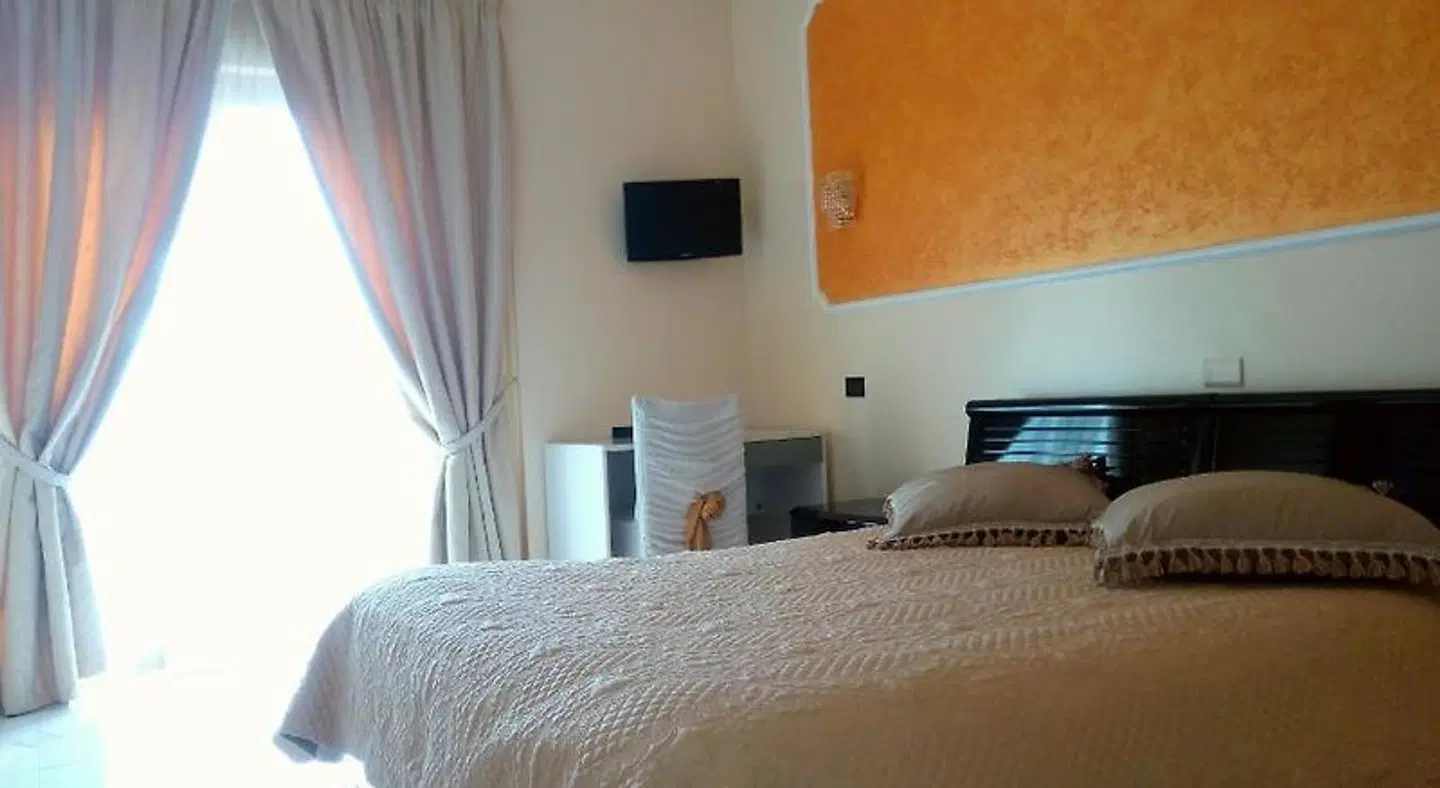 HOTEL AL QUERCETO ROOM_EXAMPLE