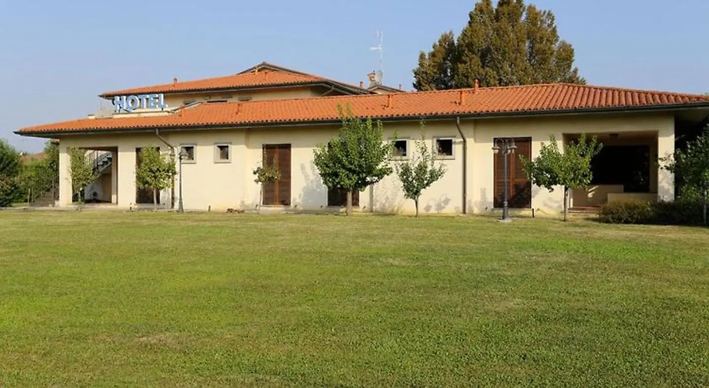 Hotel Franciacorta s.r.l EXTERIOR