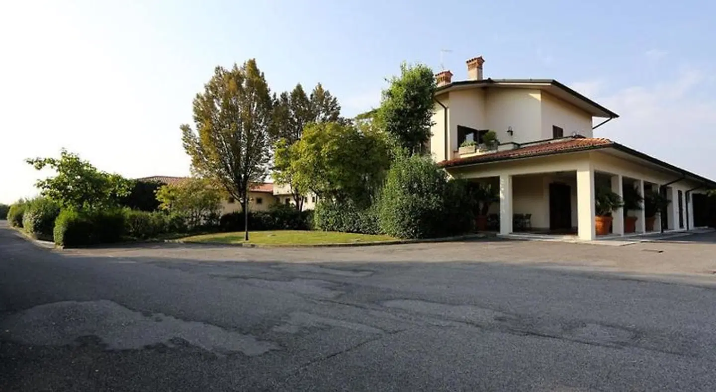 Hotel Franciacorta s.r.l EXTERIOR