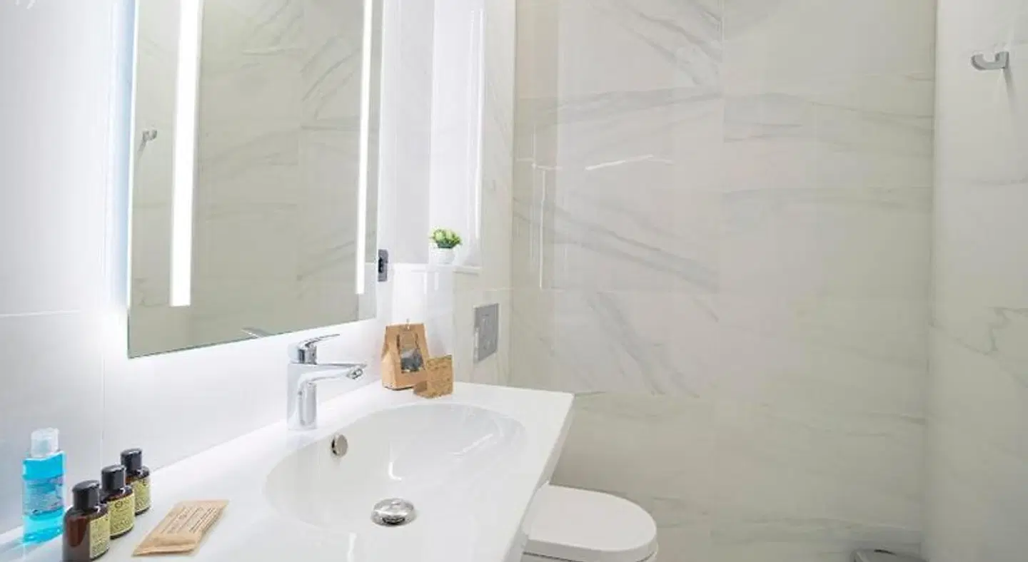 Hotel As Torres da Hermida BATHROOM