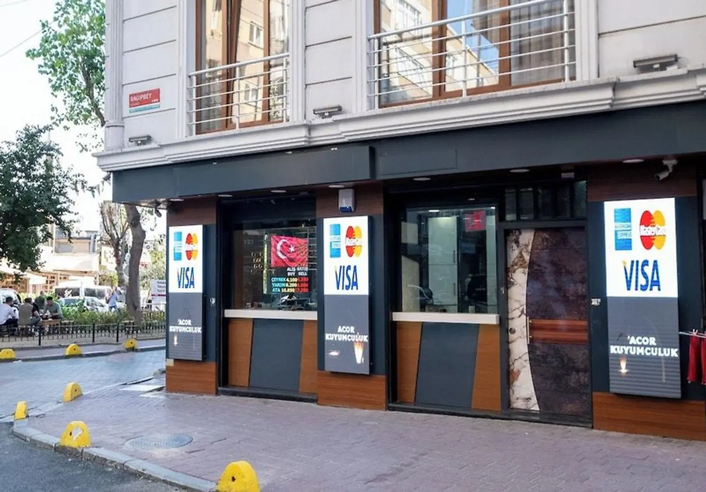 Lavin Hotel & Suites LOUNGE_LOBBY