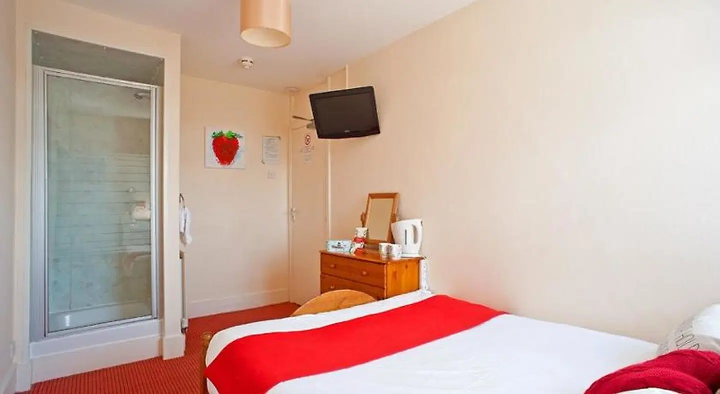 Strawberry Fields ROOM_EXAMPLE