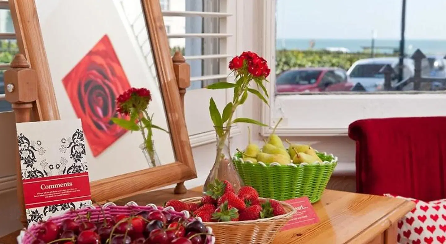 Strawberry Fields LOUNGE_LOBBY