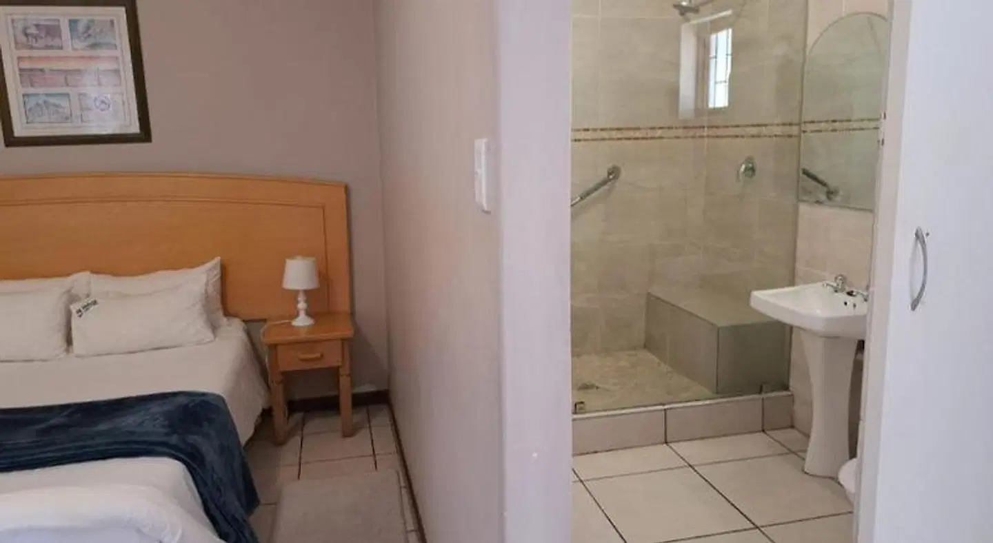 St Helena Bay Hotel BATHROOM