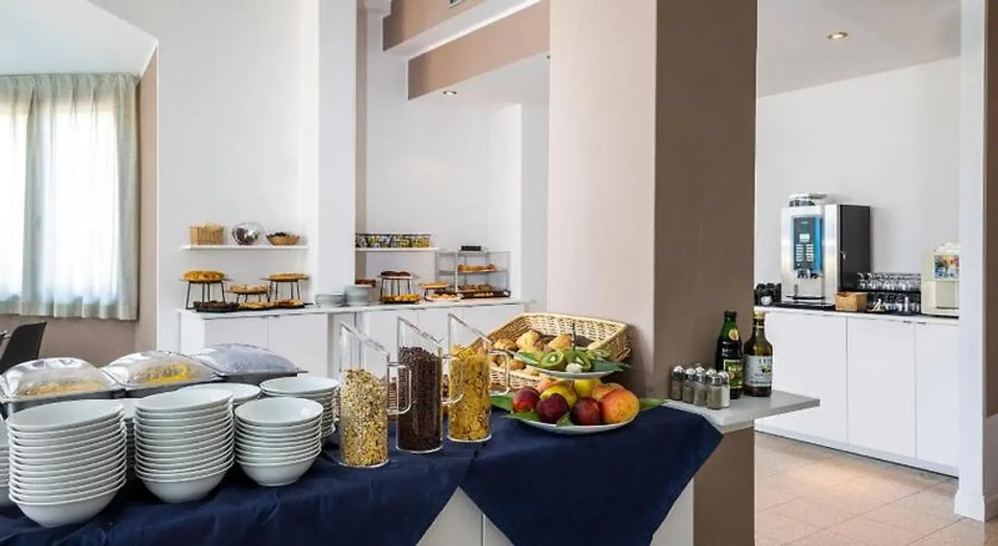 Hotel La Siesta RESTAURANT