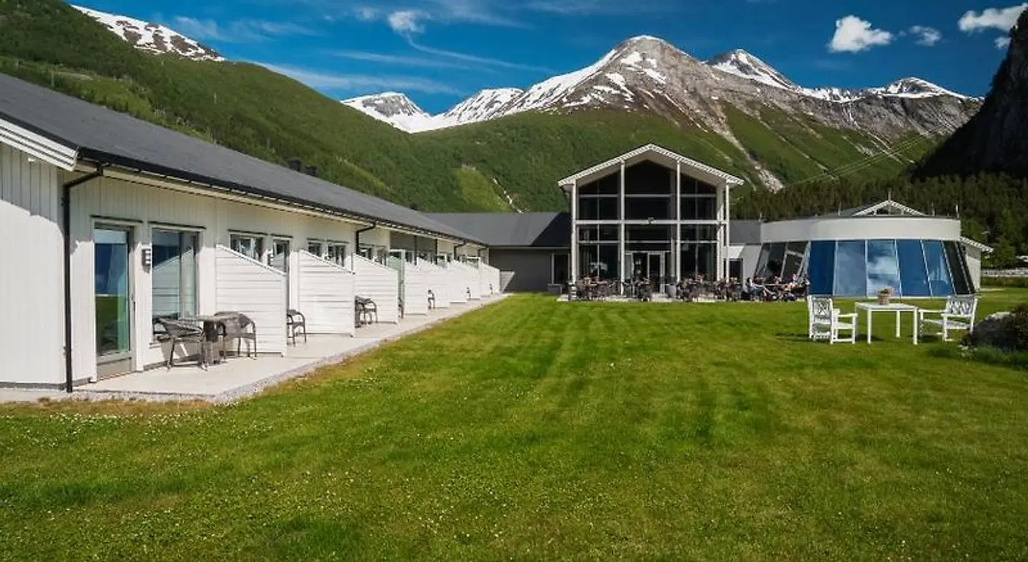Valldal Fjordhotell - by Classic Norway Hotels EXTERIOR