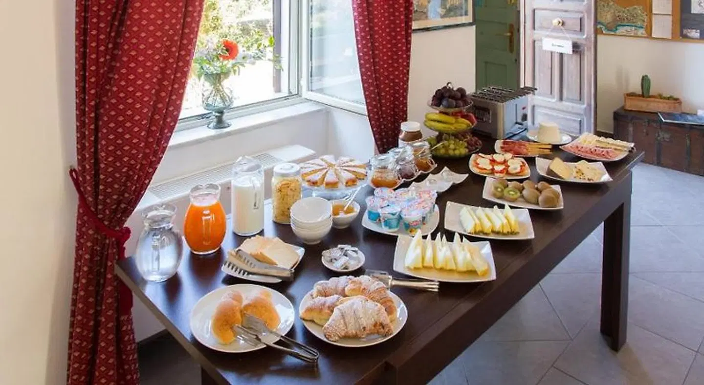 Bouganville B&B RESTAURANT