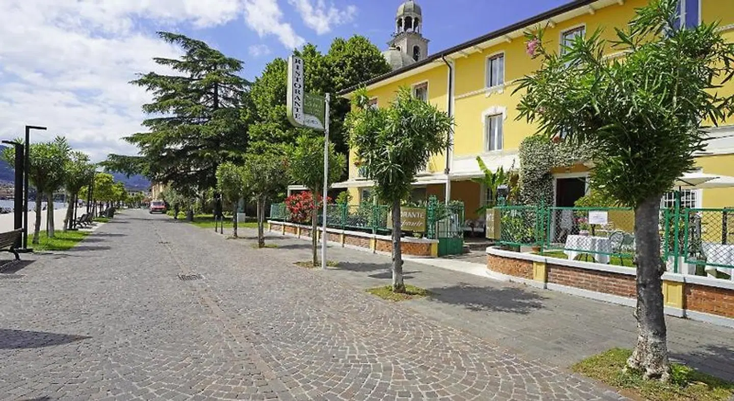Hotel Ristorante Lepanto EXTERIOR