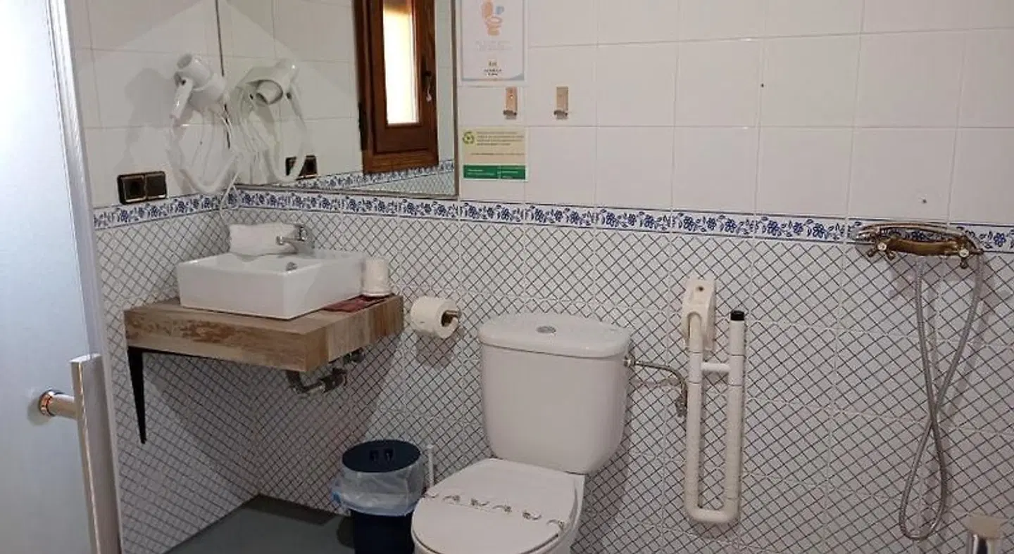 Maille Hotel Rural BATHROOM