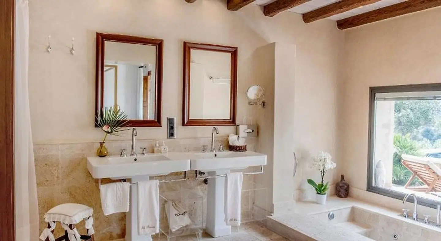 Sa Pedrissa BATHROOM