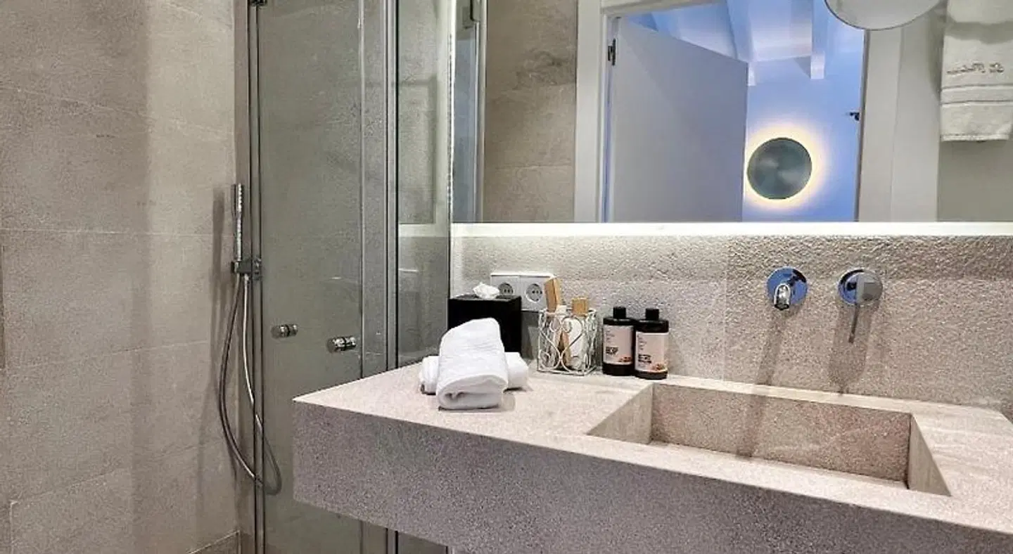 Sa Pedrissa BATHROOM