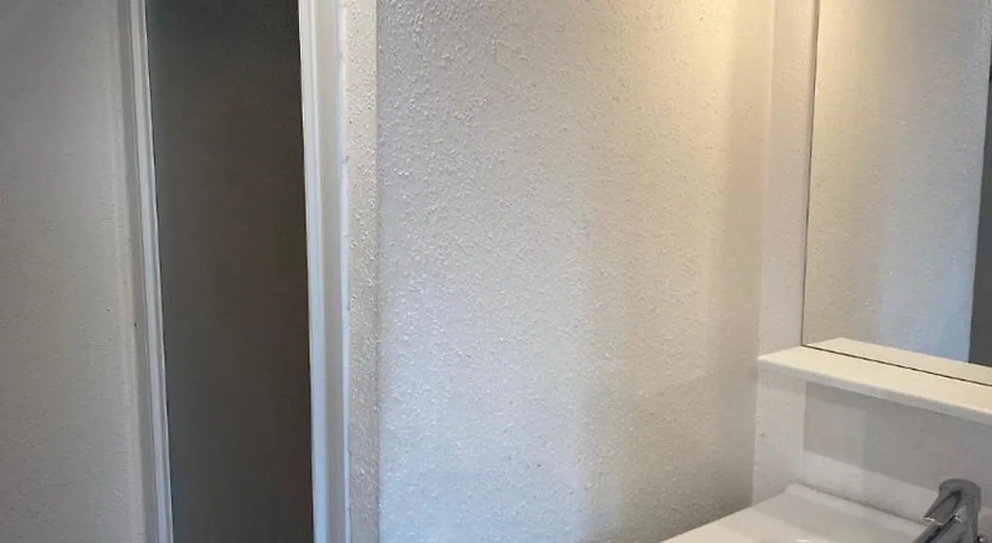 Hotel Le Gambetta BATHROOM