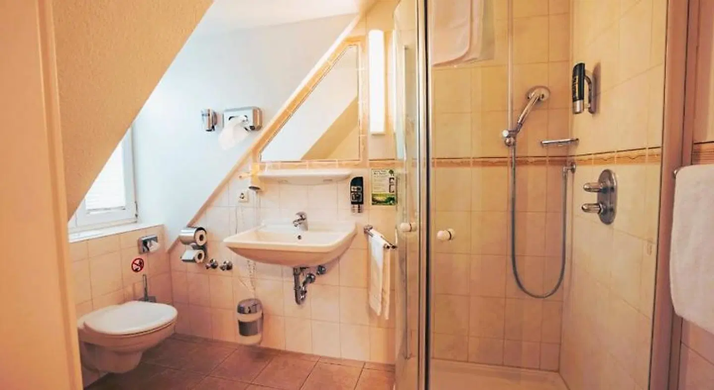 Hotel Starke BATHROOM