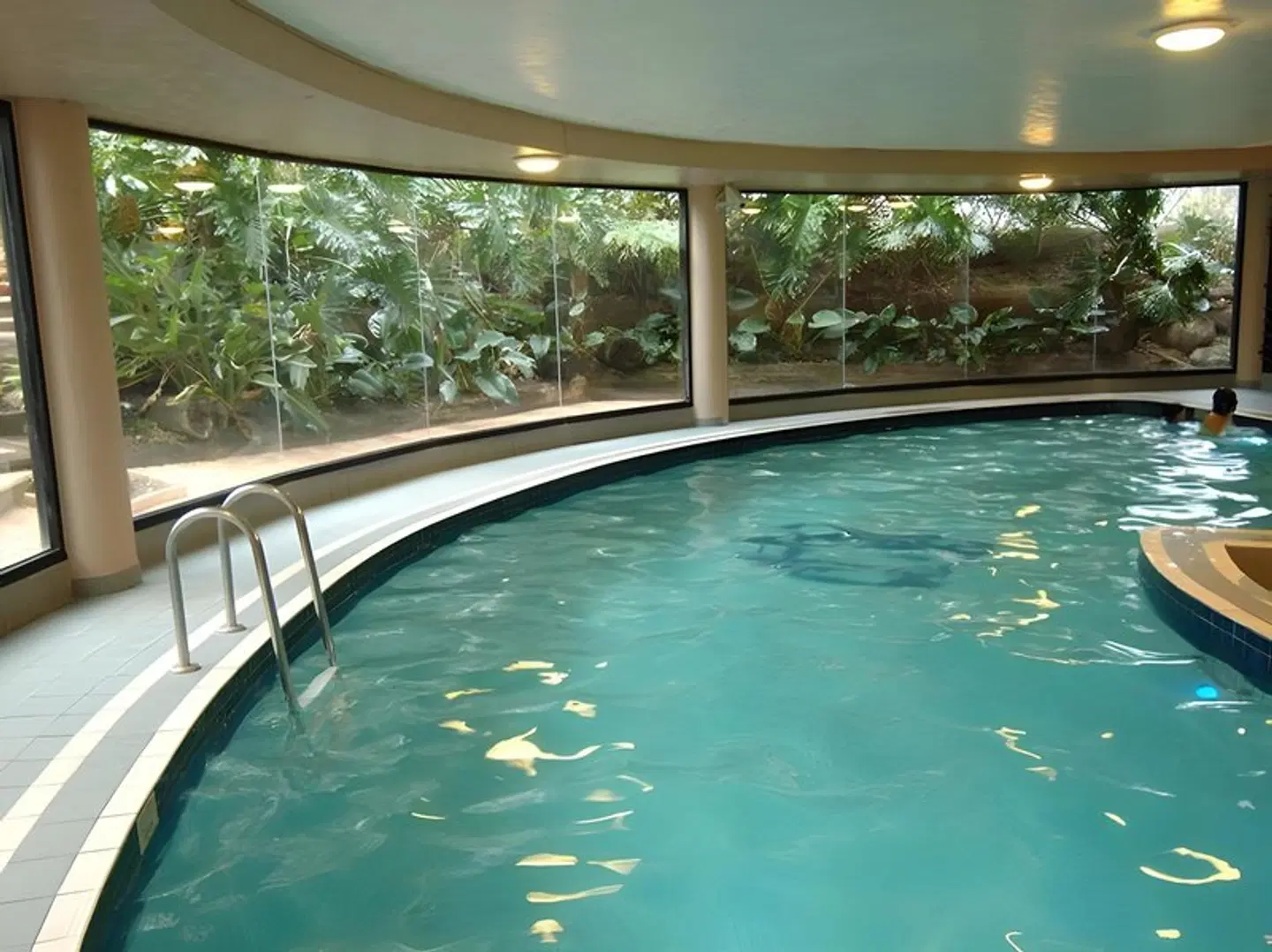 Biarritz INDOOR_POOL