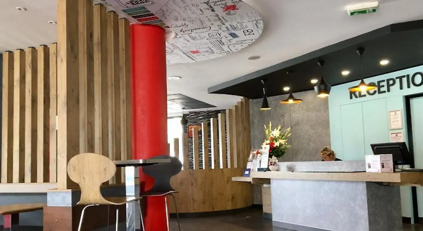 ibis Cannes Mouans-Sartoux LOUNGE_LOBBY