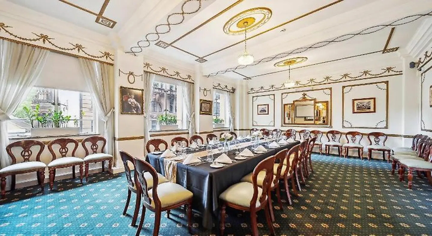Castlereagh Boutique RESTAURANT