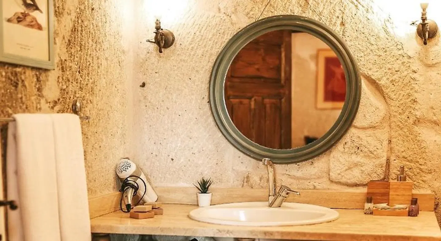 Elaa Cave Hotel BATHROOM