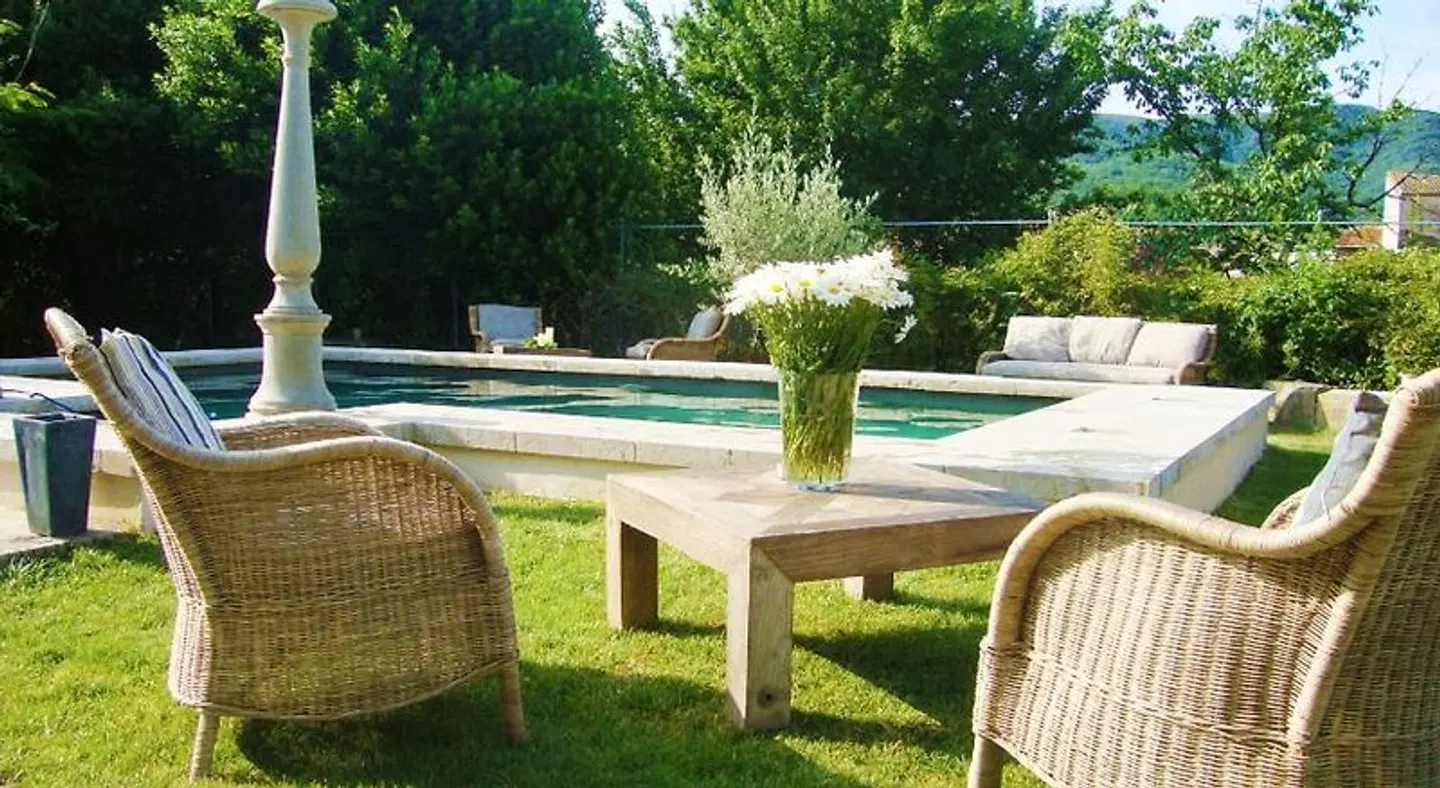 Le Couvent de Hérépian GARDEN
