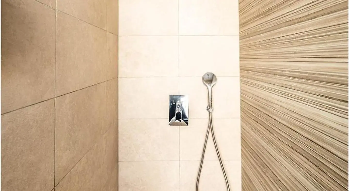 Cala di Sole BATHROOM
