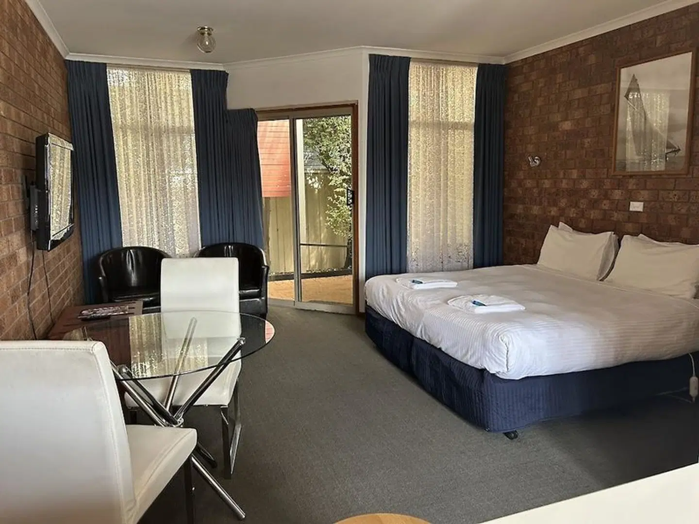 Portarlington Beach Motel ROOM_EXAMPLE
