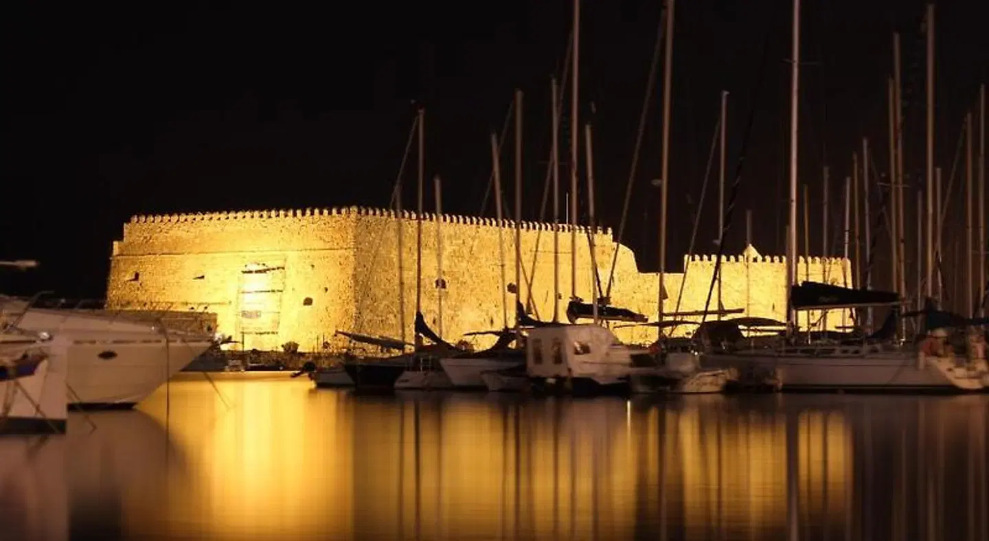 Infinity City Boutique Hotel LANDSCAPE