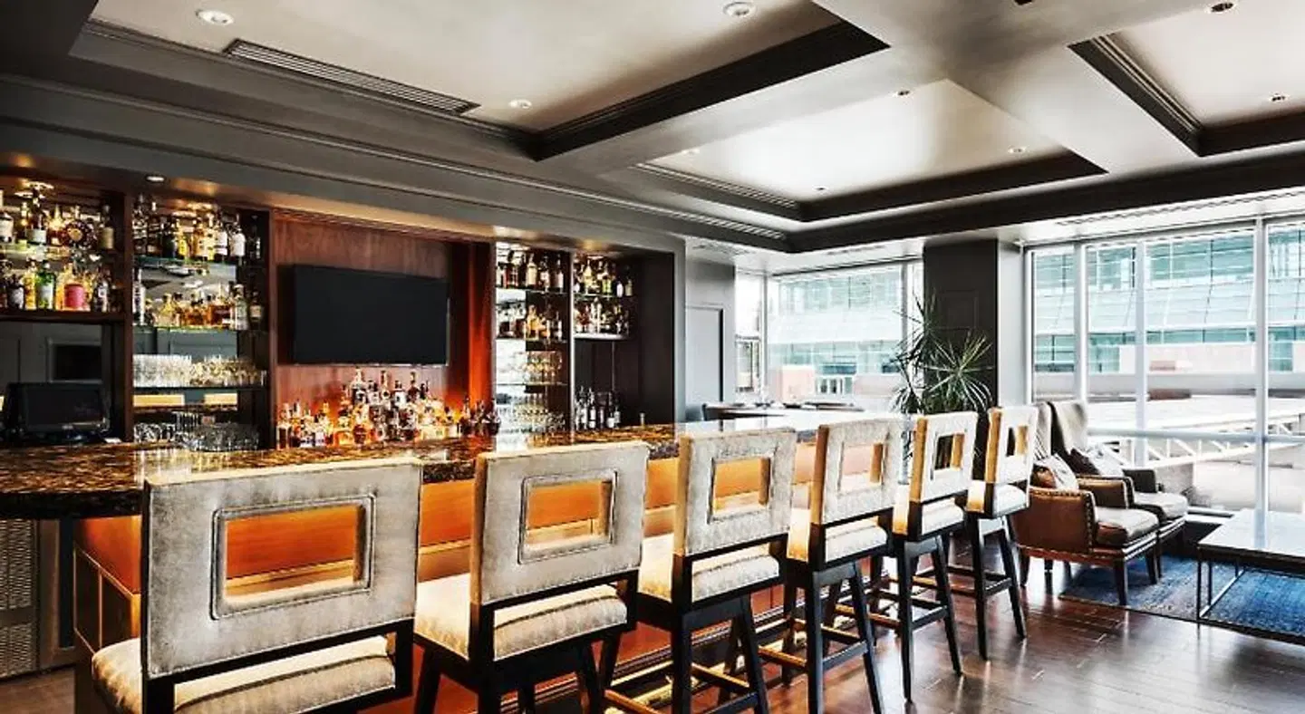 The Tennessean Personal Luxury Hotel BAR