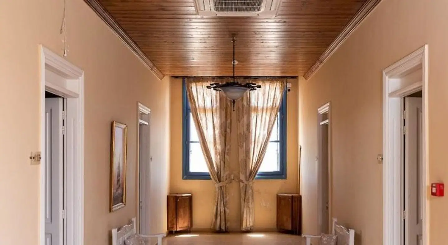 Sourediko ROOM_EXAMPLE