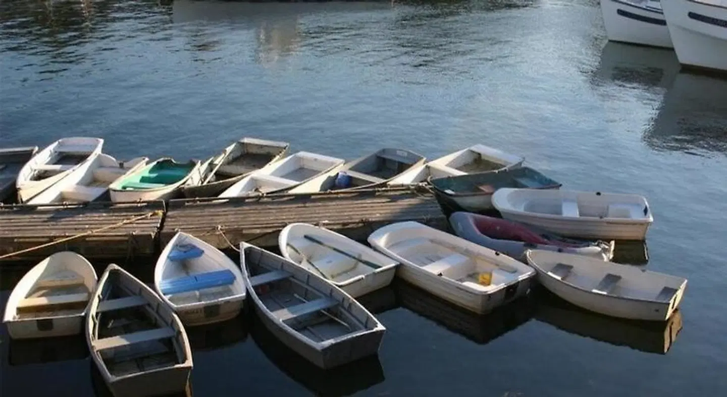 Carriage House Motel Cottages & Suites TERRACE