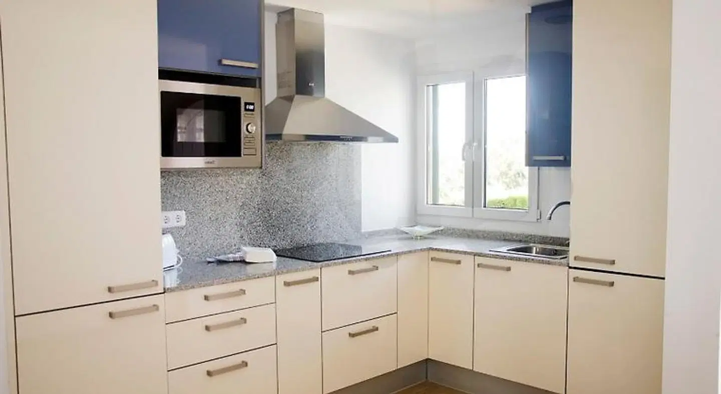 Ona Aucanada ROOM_EXAMPLE