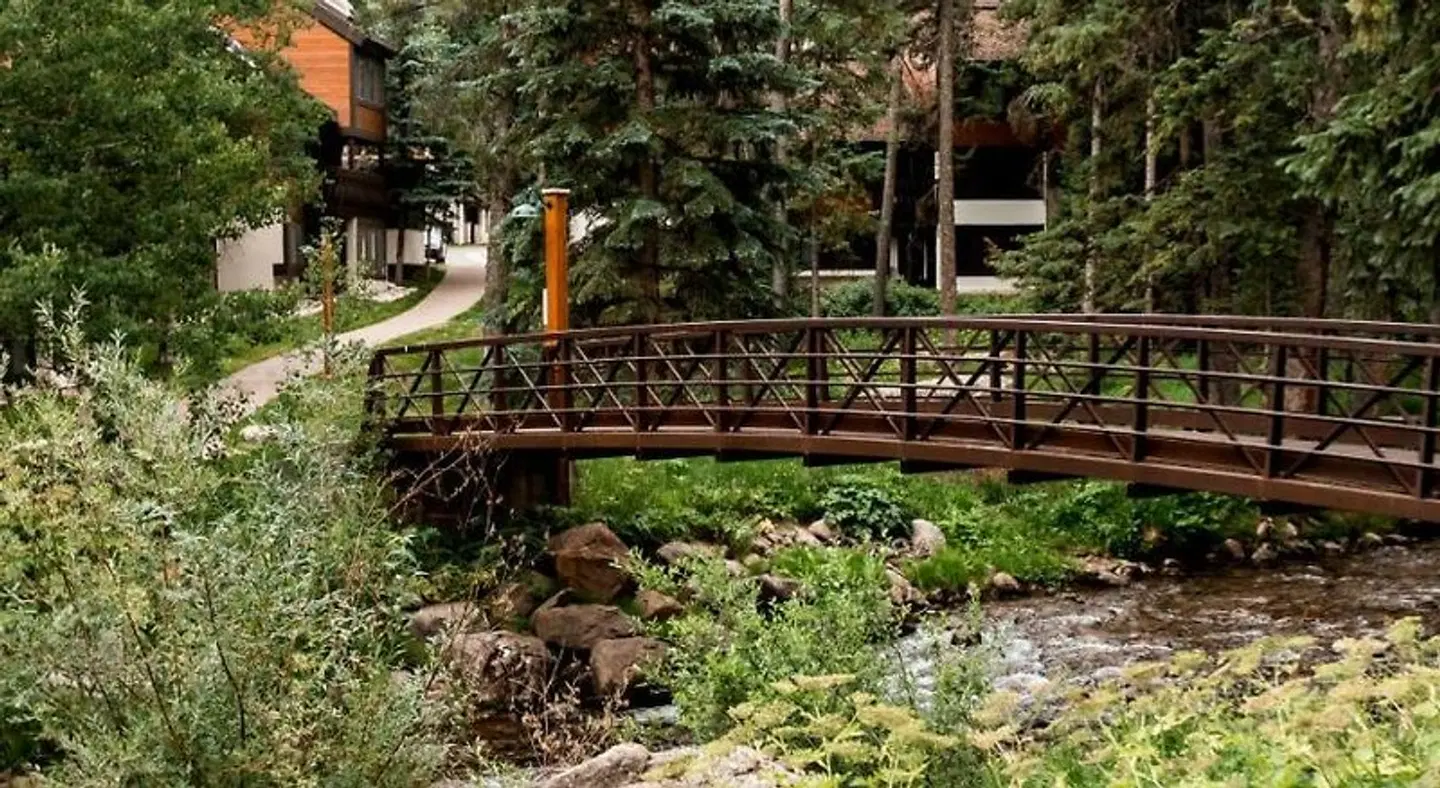 Vail Racquet Club Mountain Resort GARDEN