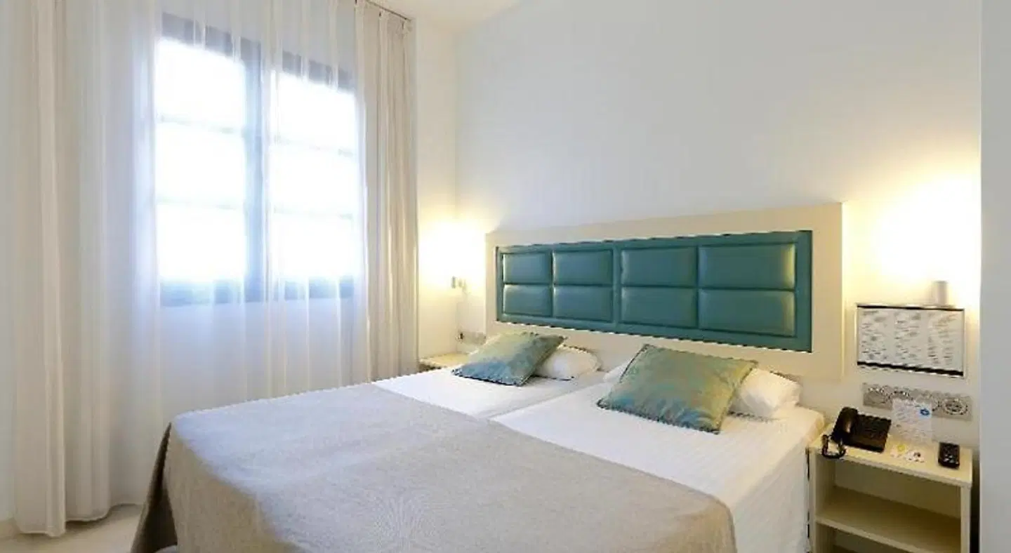 Blue Santa Rosa ROOM_EXAMPLE