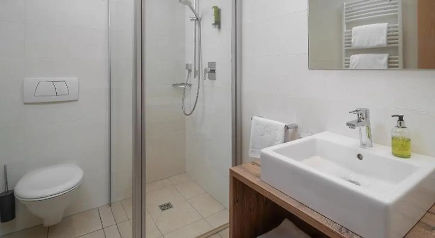 Valserhof BATHROOM