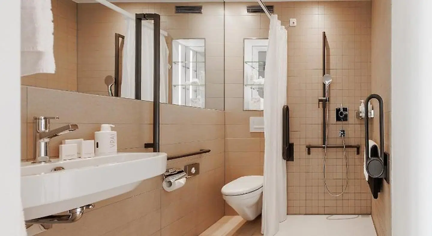 Campus Hotel Hertenstein BATHROOM