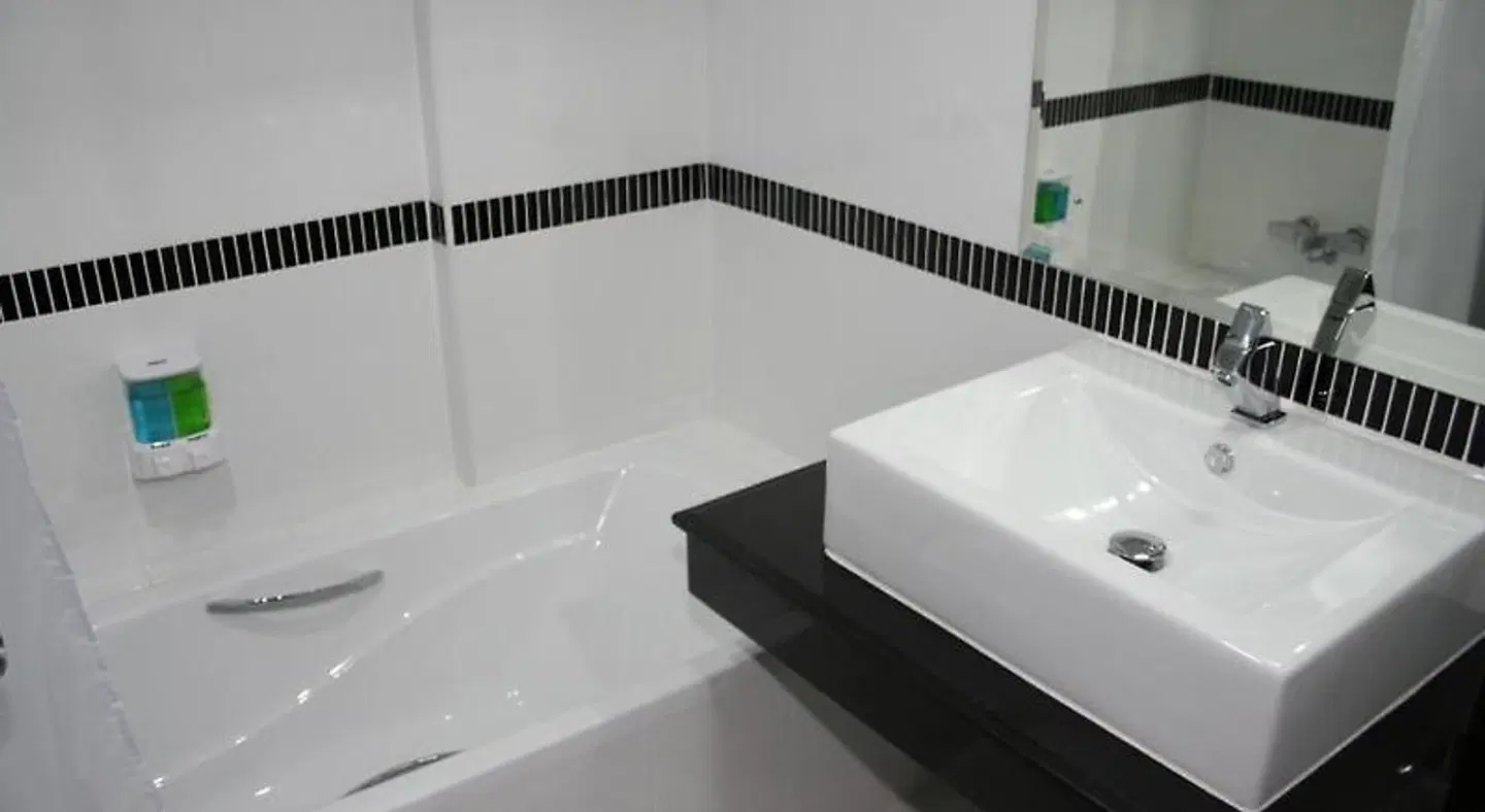 First Residence Hotel BATHROOM
