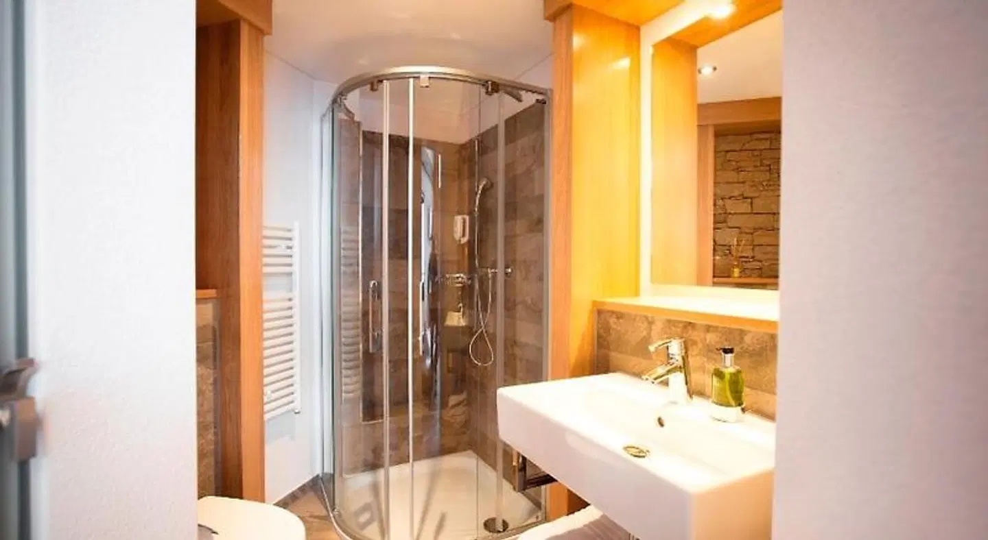 Berghotel Trübsee BATHROOM