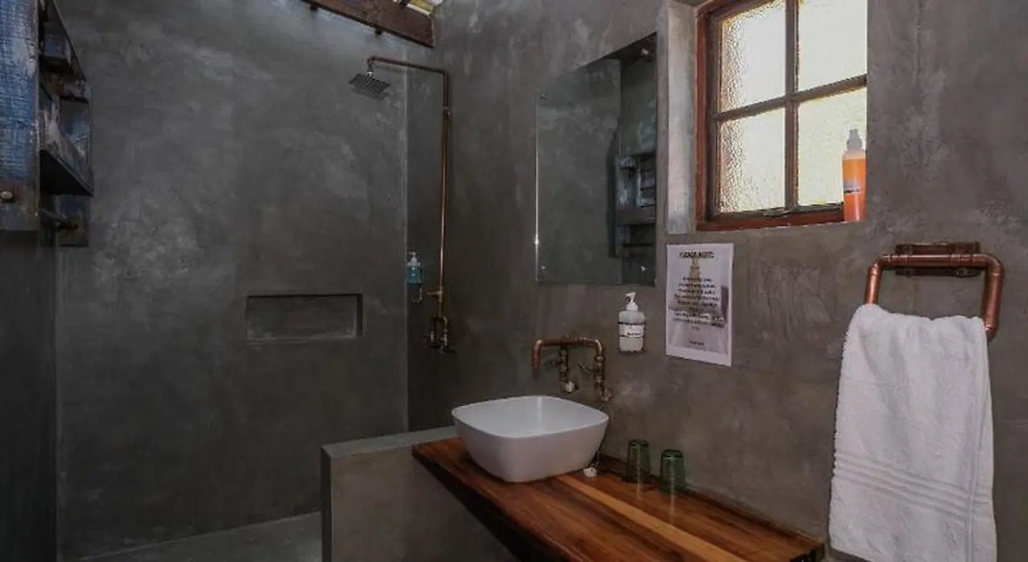 Marlin Lodge St Lucia BATHROOM