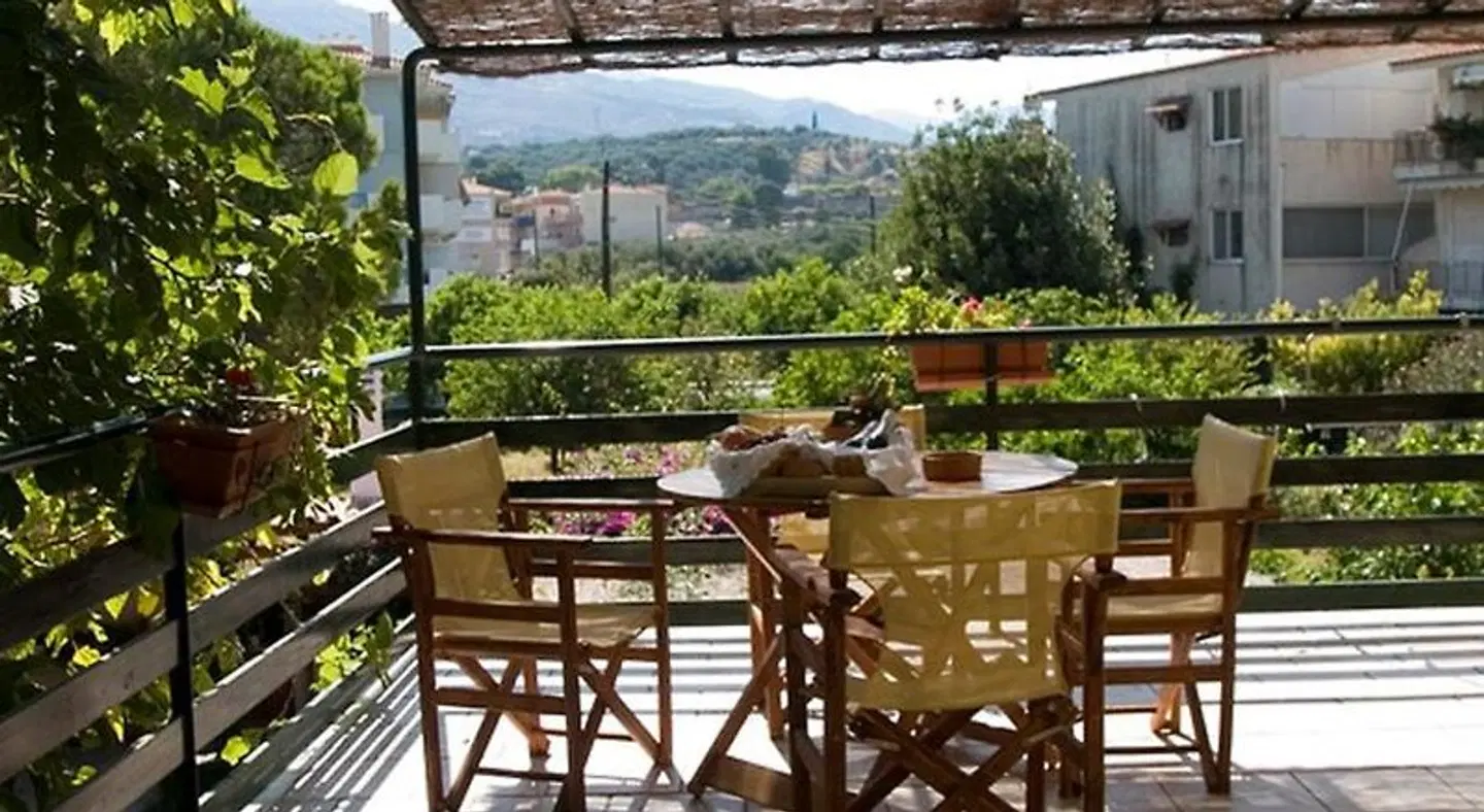Meliti Guesthouse TERRACE
