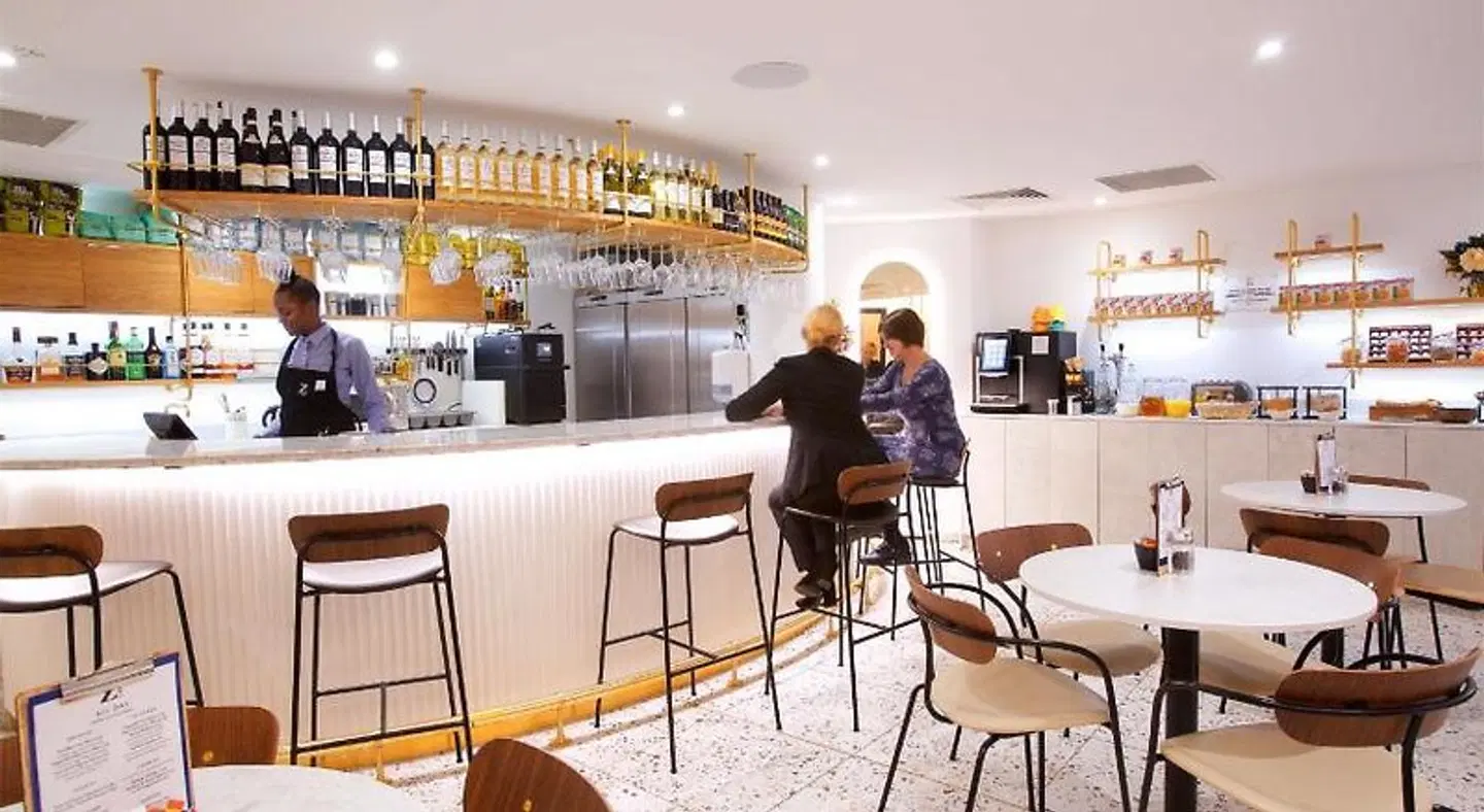 The Z Hotel Trafalgar BAR