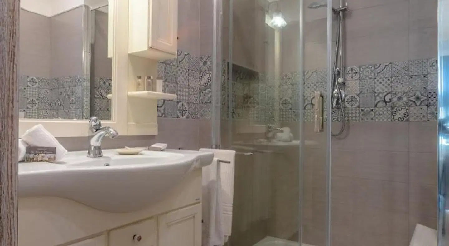 B&B Le Torri di Tarquinia BATHROOM